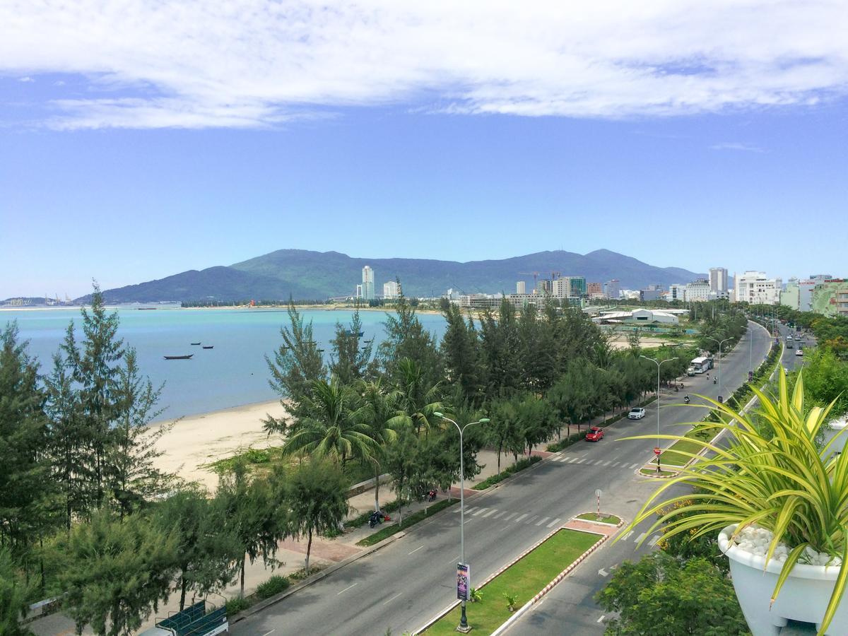 Funtour Hotel Danang Exterior photo